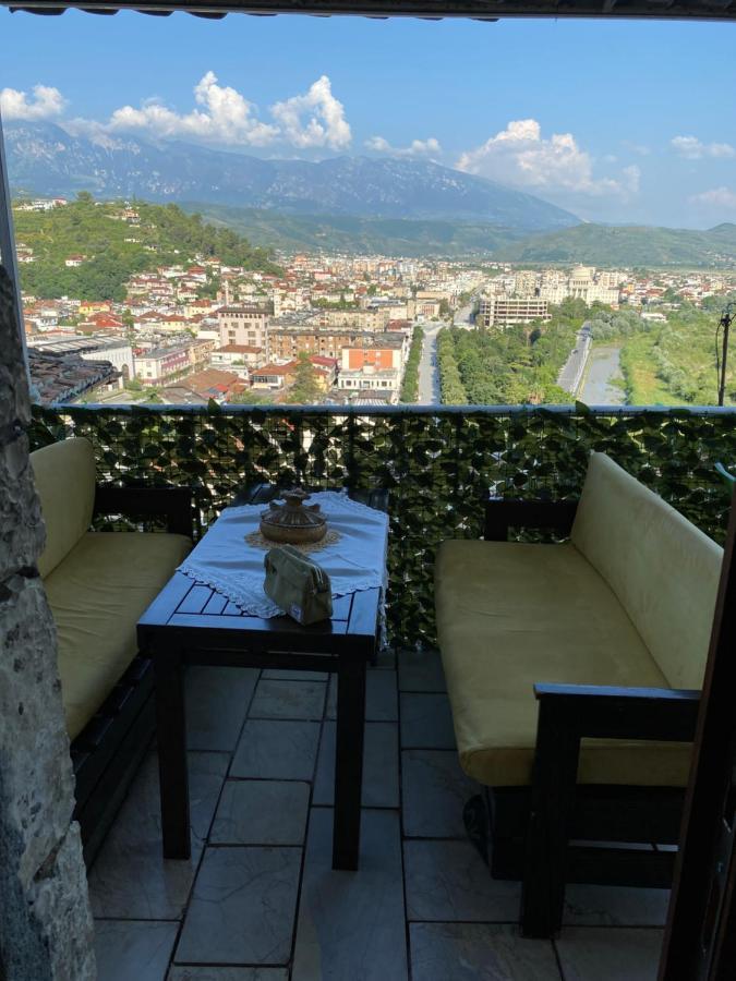 Aria Baci Guest House Μπεράτ Εξωτερικό φωτογραφία