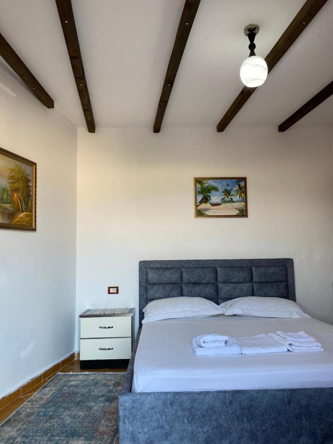 Aria Baci Guest House Μπεράτ Εξωτερικό φωτογραφία