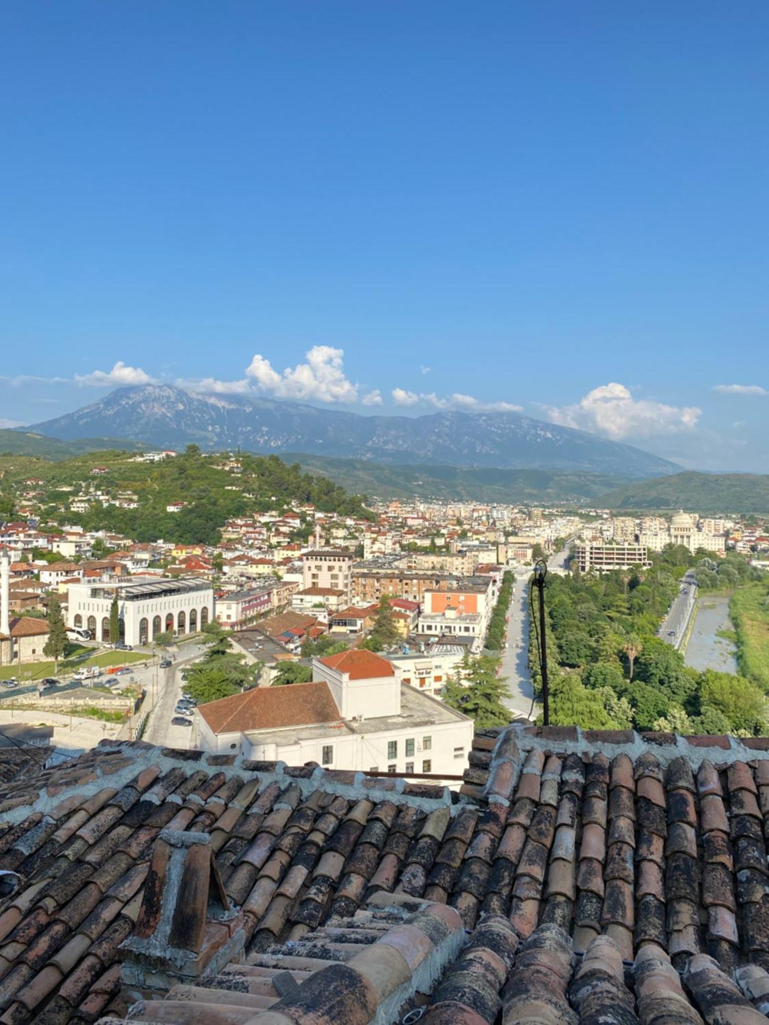Aria Baci Guest House Μπεράτ Εξωτερικό φωτογραφία